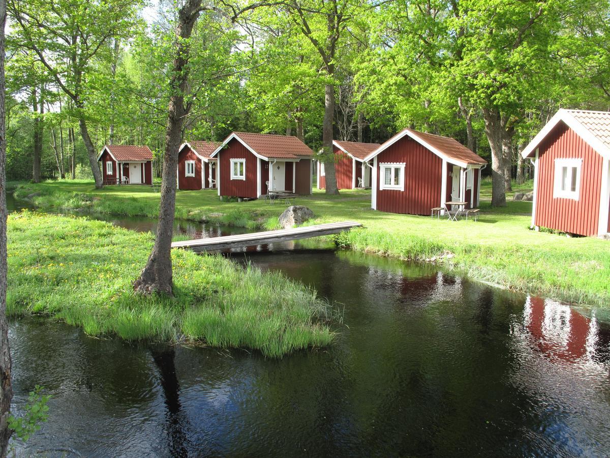 Orrefors Stugby O Vandrarhem ภายนอก รูปภาพ