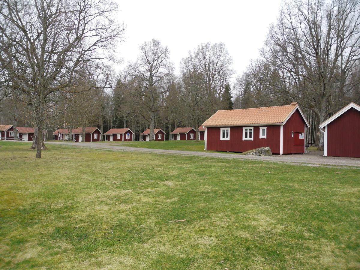 Orrefors Stugby O Vandrarhem ภายนอก รูปภาพ
